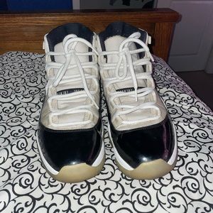Air Jordan Retro Concord 11’s Size 11.5 Men’s Shoe